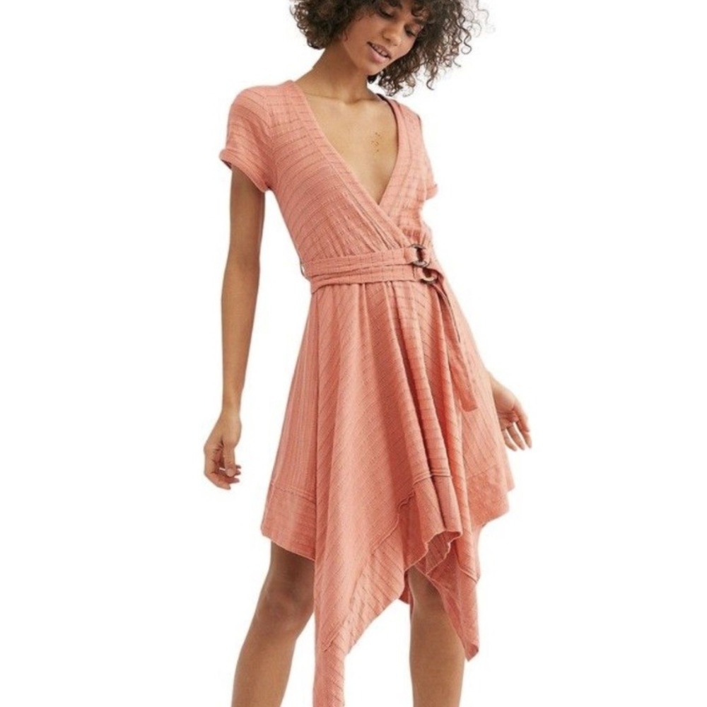 Free People Beach Freesia Mini Coral Dress Handkerchief Hem Wrap Size Small‎